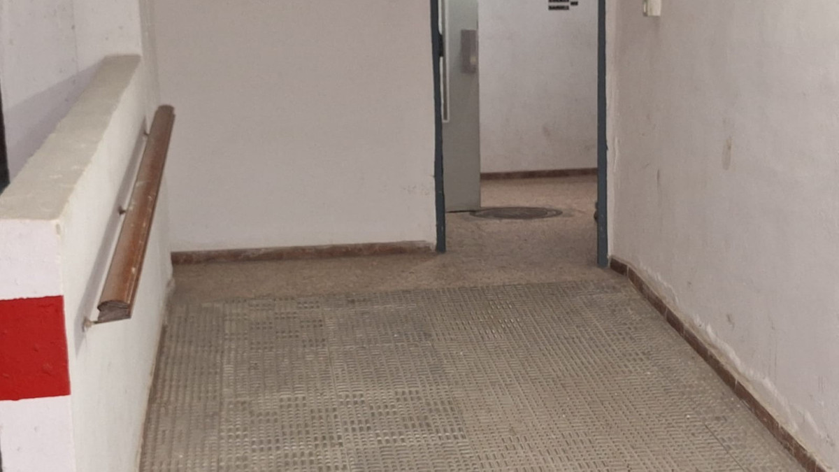 ملک 63