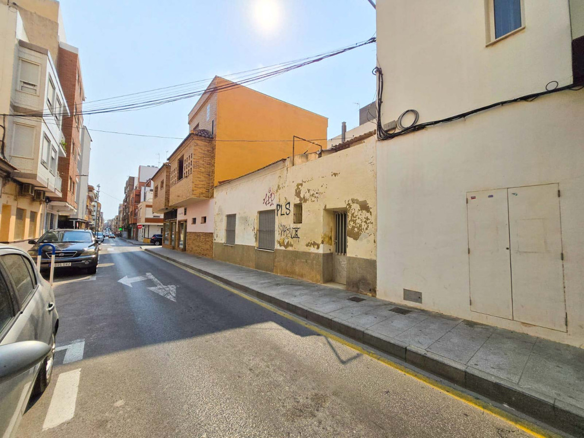 Proprietate 38