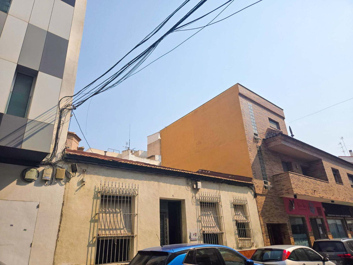Proprietate 42