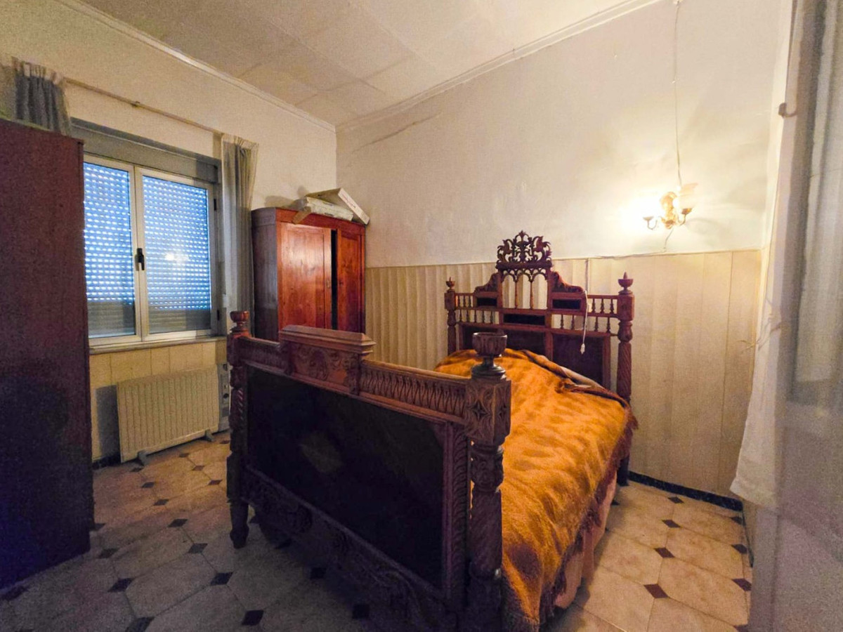 Proprietate 48