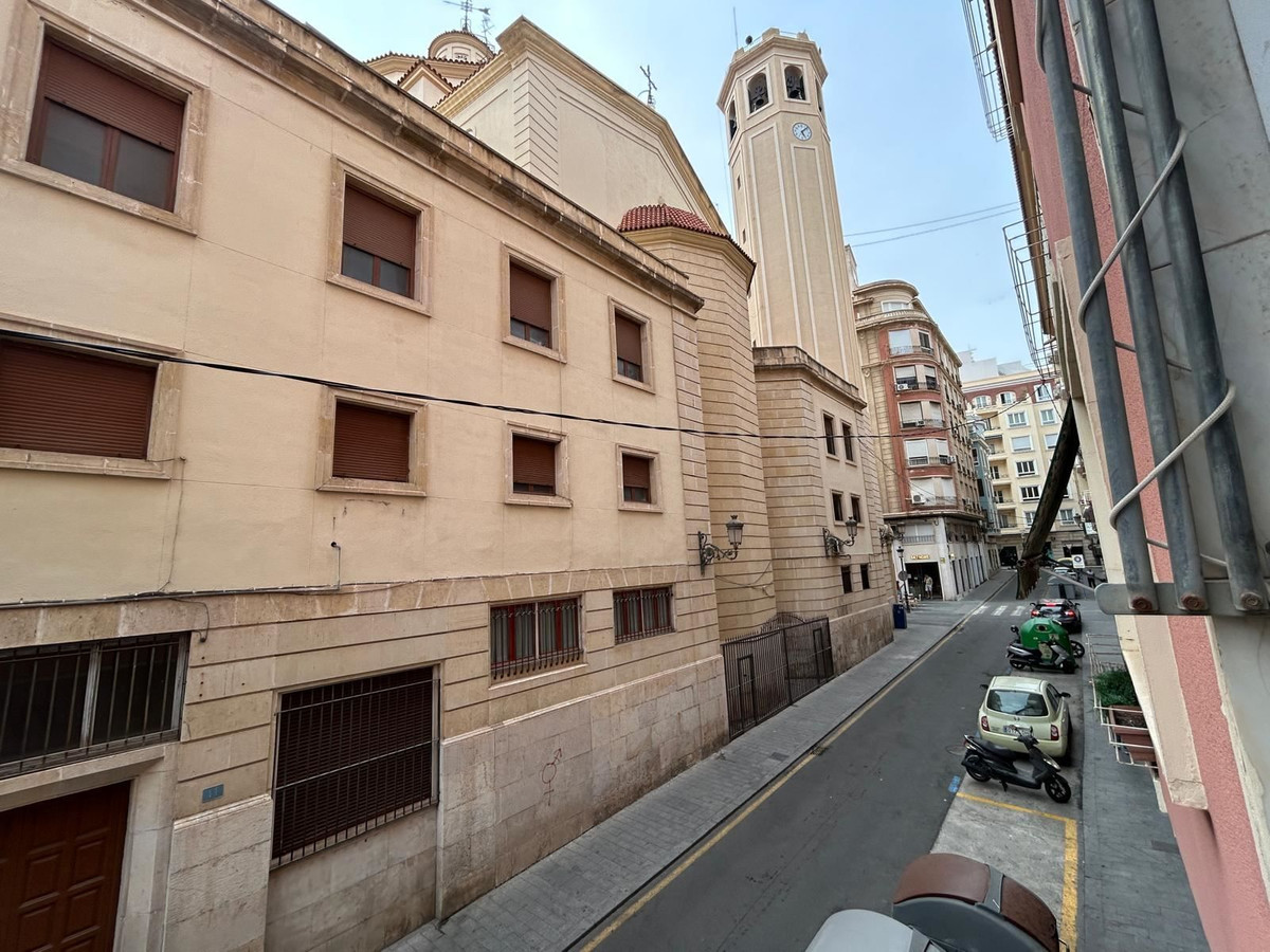Propiedad 64
