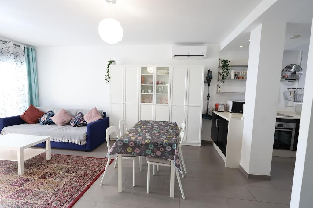 Property 28