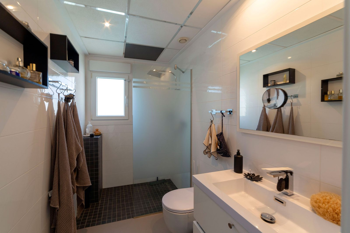 Propiedad 77