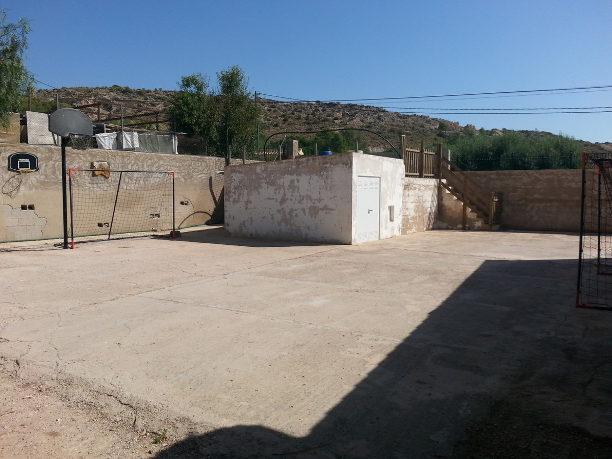 Propiedad 33